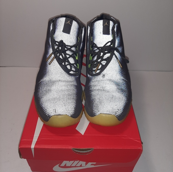 Air Jordan Future 'Dark Grey Volt' - Picture 5 of 12
